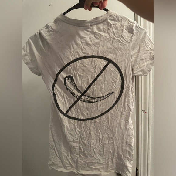 Free with any purchase - Picture 2 of 2